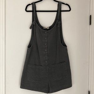 CJLA  shortalls